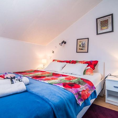Apartment Vesna Rovinj Exterior photo
